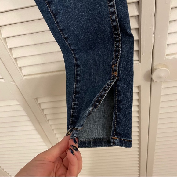 Pilcro and the Letterpress - Mid rise Skinny - Picture 7 of 16